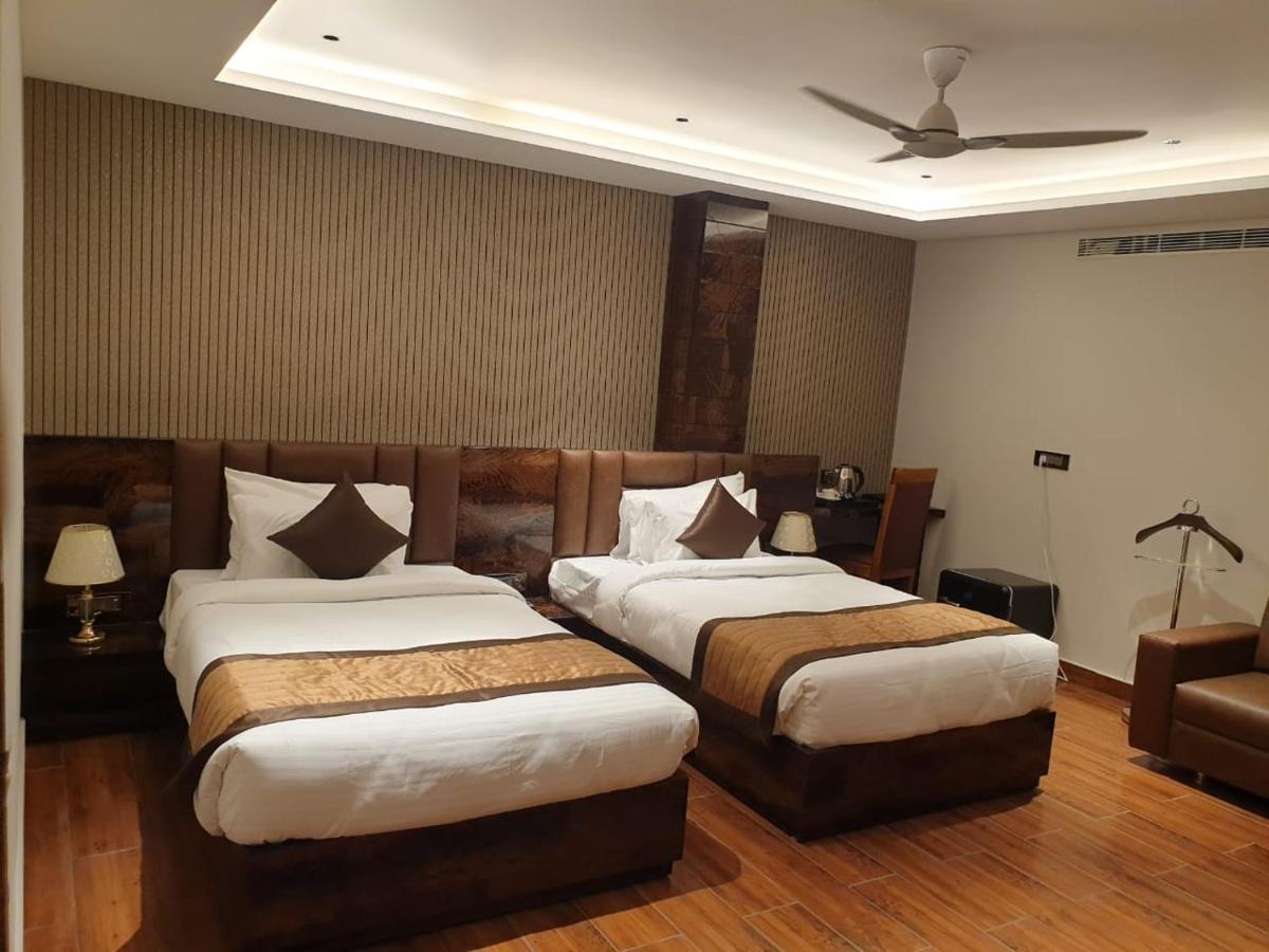 Hotel Suncity Palace Katihar Luaran gambar