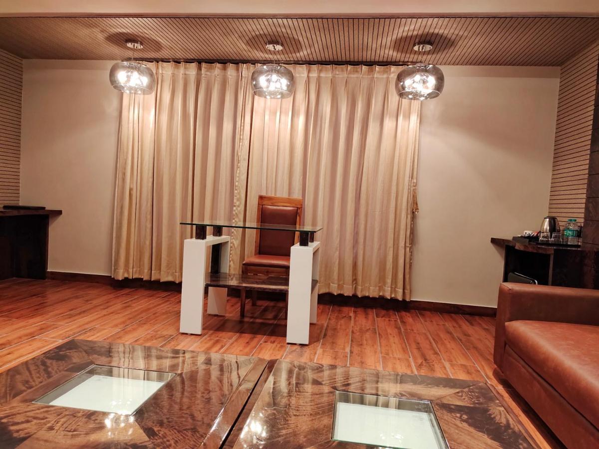 Hotel Suncity Palace Katihar Luaran gambar