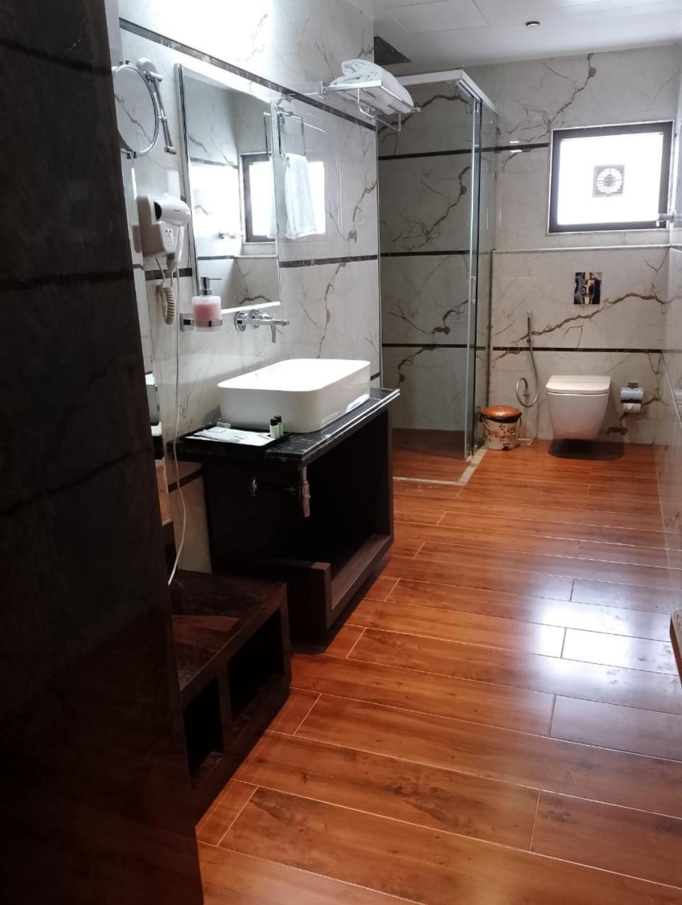 Hotel Suncity Palace Katihar Luaran gambar